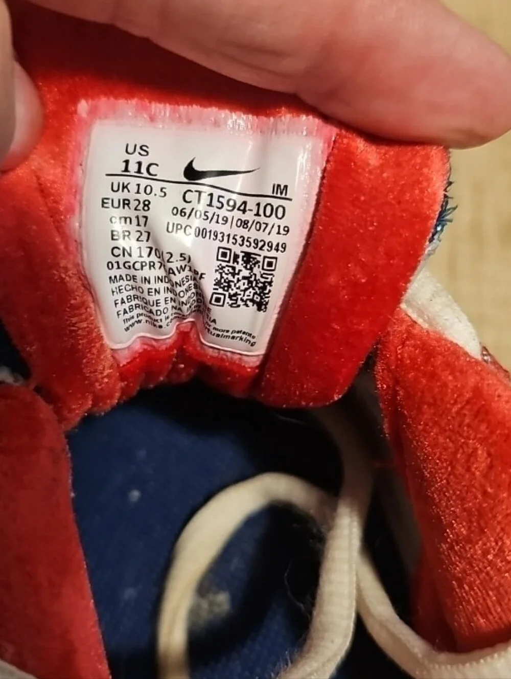 Nike kids air